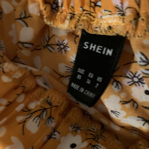 Brand: Shein Size: XS - Picture 4 of 4